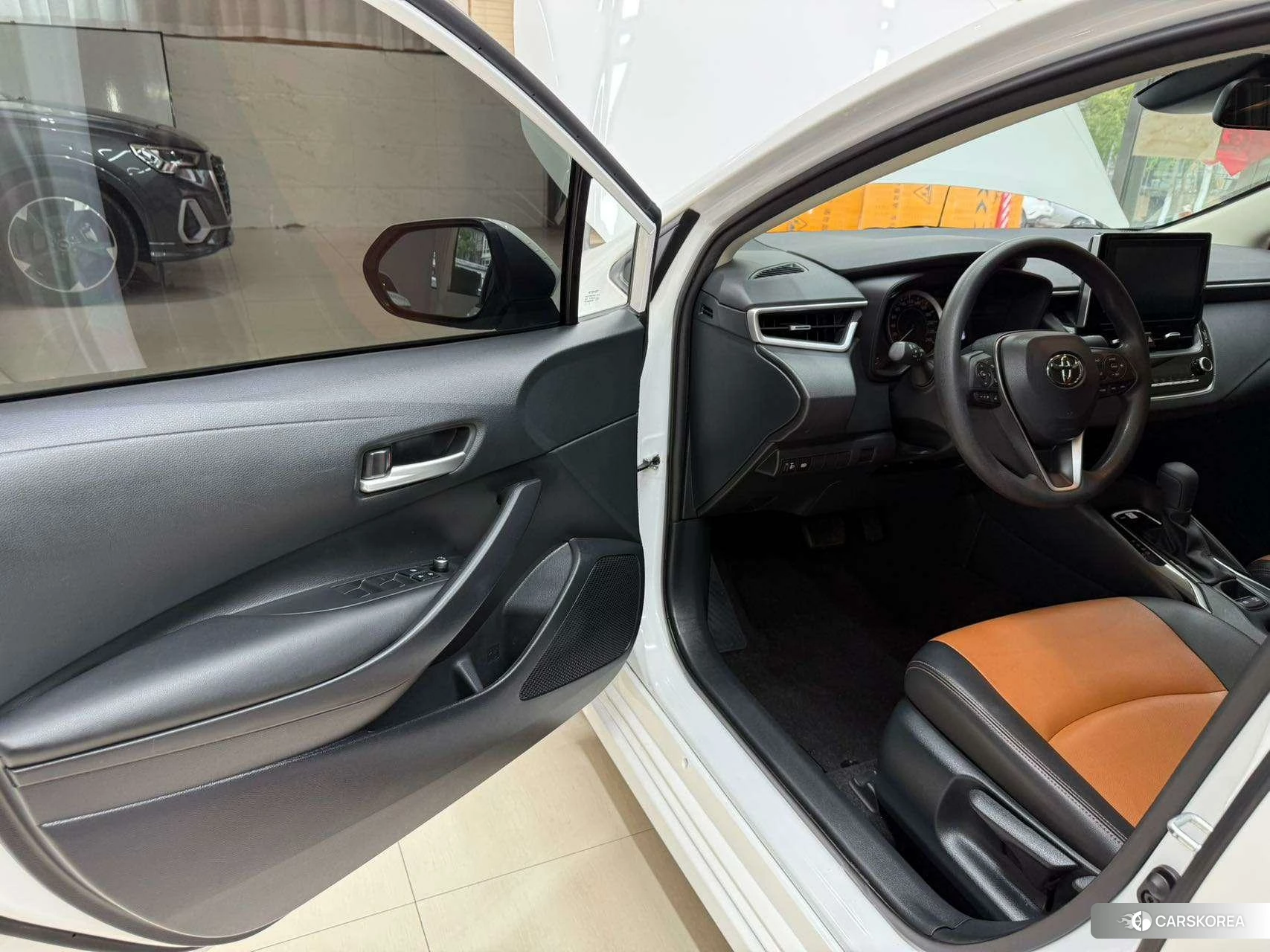 Toyota Corolla id 4455188 из Китая 8