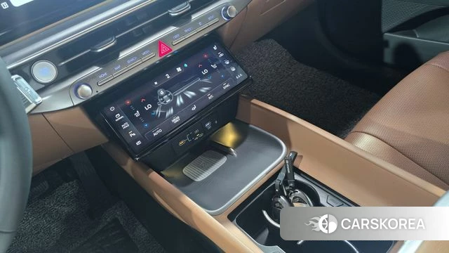 Hyundai Grandeur Hybrid (GN7) id 3940423 из Кореи 8