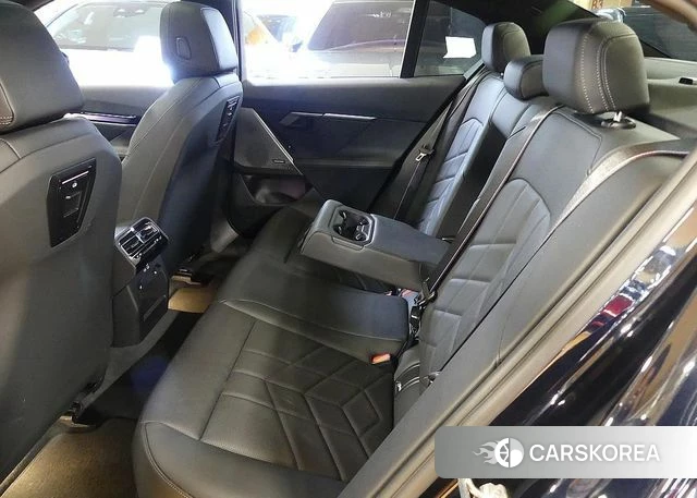 BMW 5 Series (G60) id 4194245 из Кореи 8