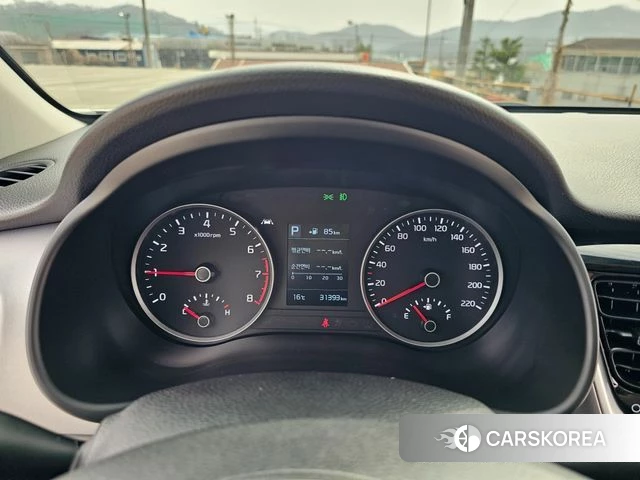 Kia Stonic id 3861868 из Кореи 8