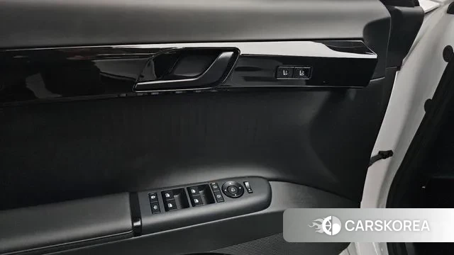 Hyundai Grandeur Hybrid (GN7) id 3502847 из Кореи 8