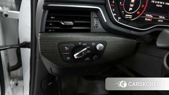 Audi A4 (B9) id 3924487 из Кореи 8