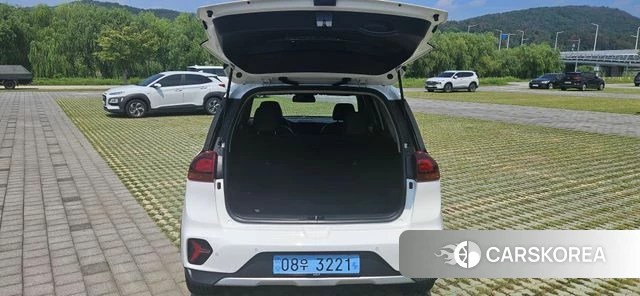 Kia Niro Plus id 4871384 из Кореи 8