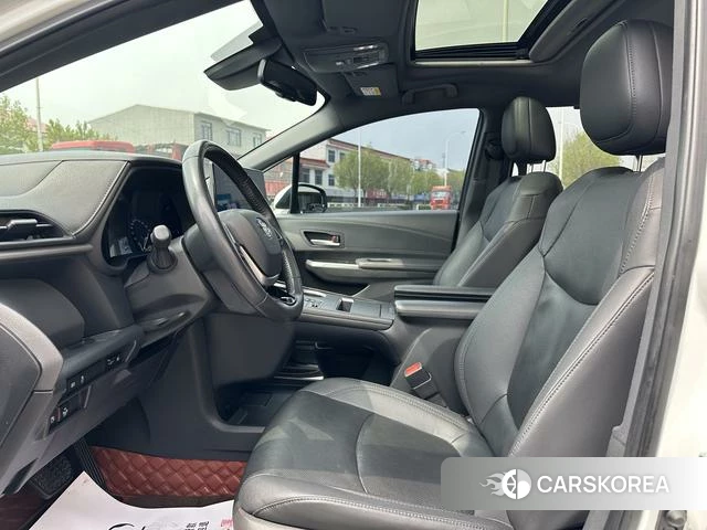 Toyota Saina id 4272897 из Китая 8