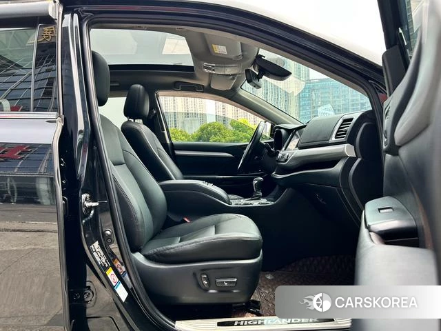 Toyota Highlander id 4328503 из Китая 8