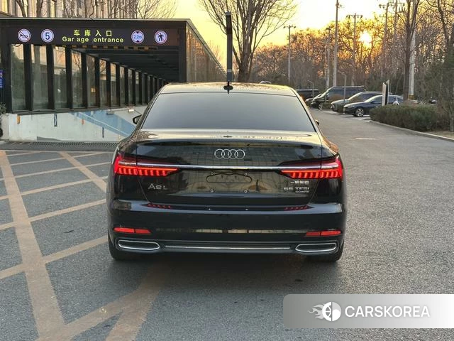 Audi A6L id 4259368 из Китая 8