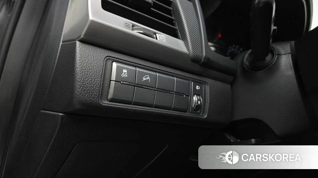 Ssangyong Rexton Sports id 4471763 из Кореи 8