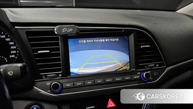 Hyundai Avante AD id 3570793 из Кореи 8