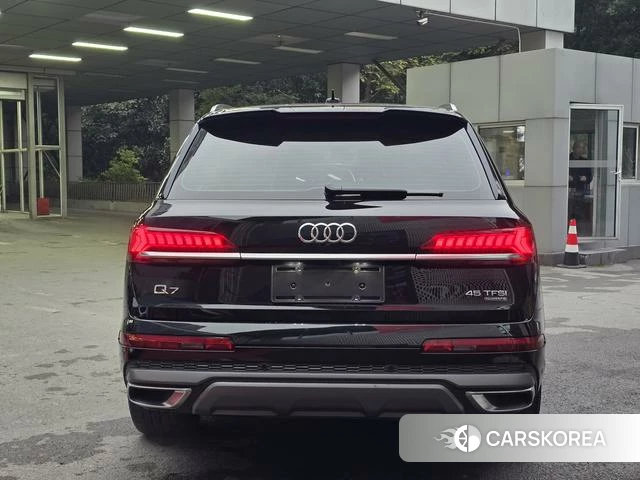 Audi Q7 id 4259493 из Китая 8