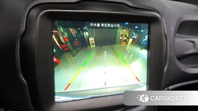 Jeep Renegade id 3703494 из Кореи 8