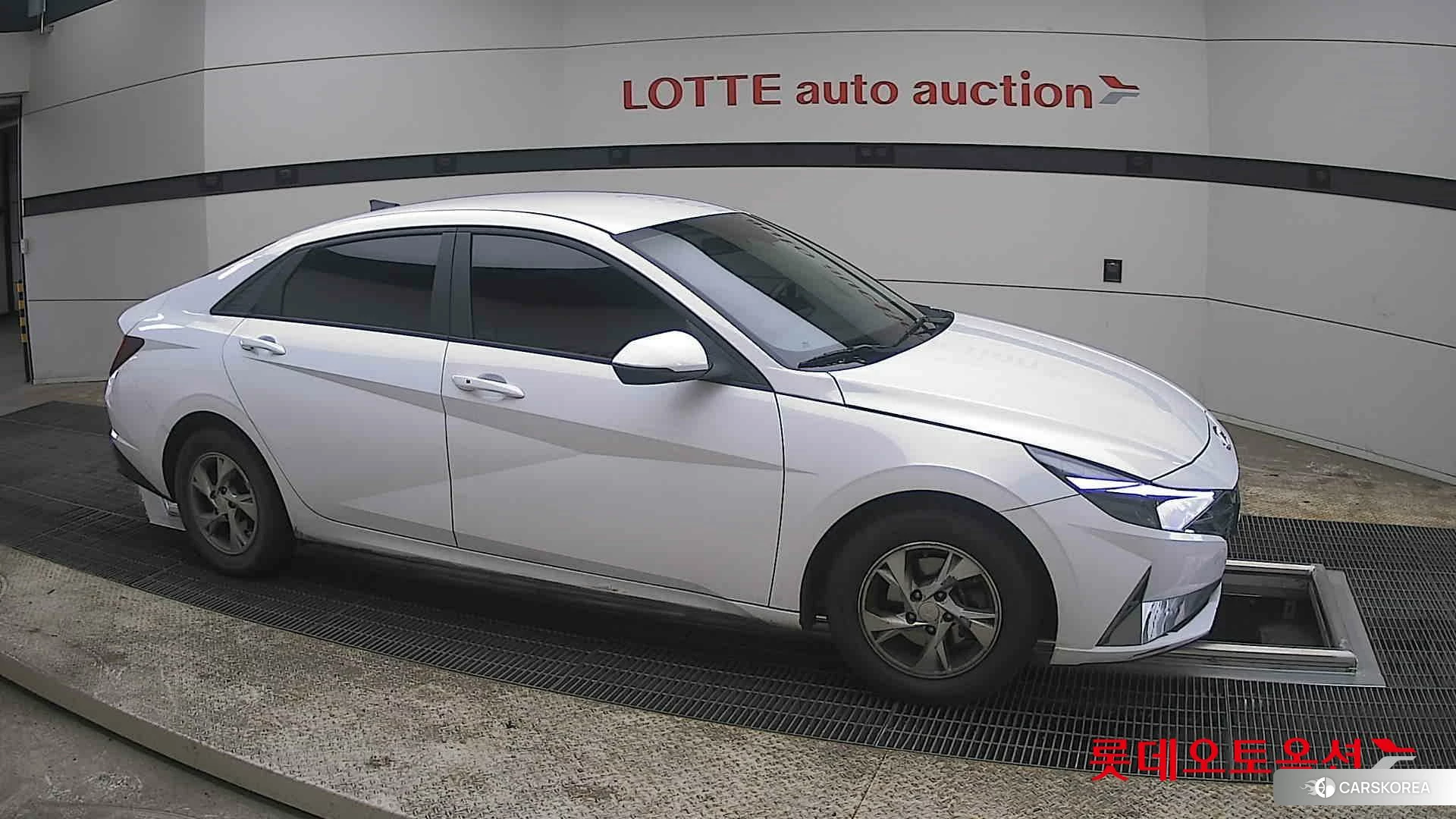 Hyundai Avante id 3869298 из Кореи 8