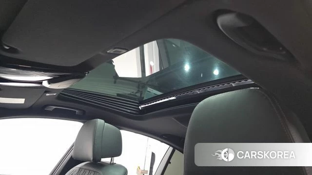 BMW 5 Series (G30) id 3841831 из Кореи 8