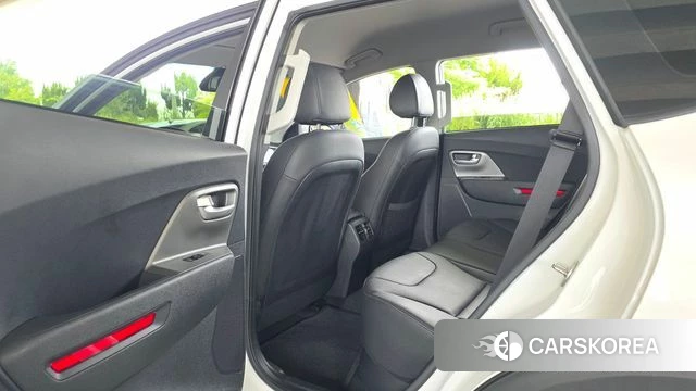 Kia Niro Plus id 4494315 из Кореи 8