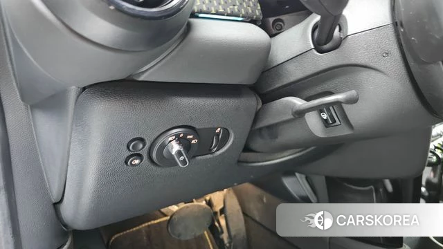 Mini Cooper Electric id 4624729 из Кореи 8