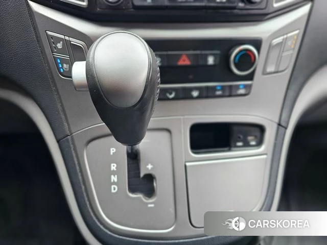 Hyundai The New Grand Starex id 4546973 из Кореи 8