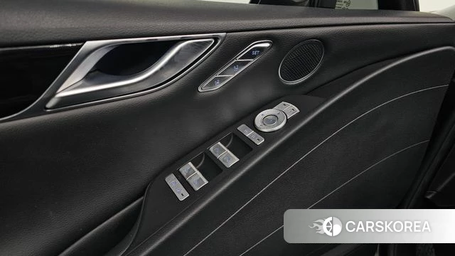 Genesis G80 (RG3) id 3838536 из Кореи 8