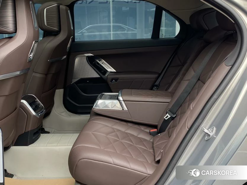 BMW 7 series id 4461541 из Китая 8