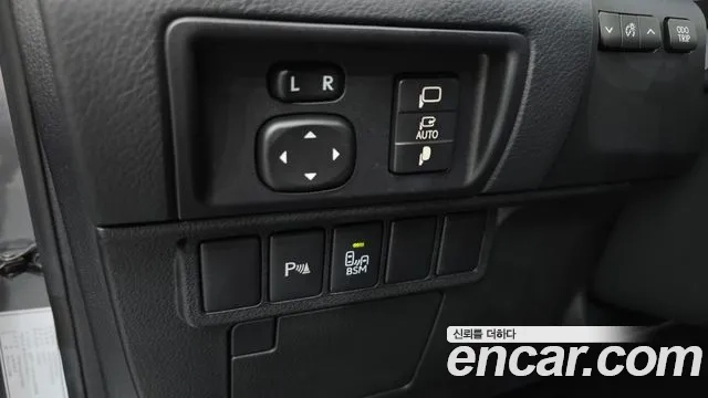 Lexus New ES300h id 2908165 из Кореи 8