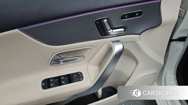 Mercedes-Benz A-Class W177 id 4445935 из Кореи 8