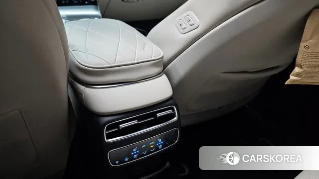 Genesis GV70 id 3278367 из Кореи 8