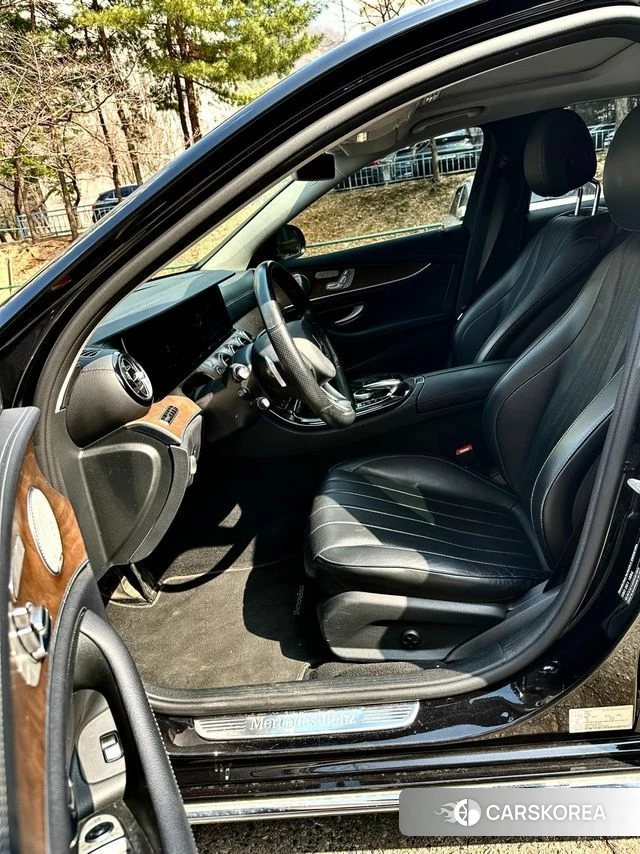 Mercedes-Benz E-Class W213 id 3912037 из Кореи 8