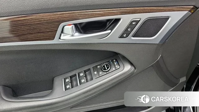 Genesis G80 id 3060372 из Кореи 8