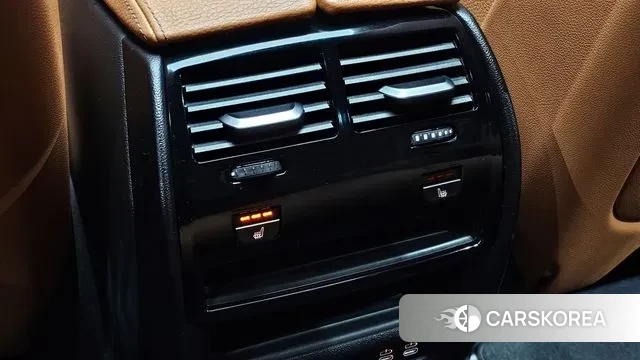 BMW 5 Series (G30) id 3777778 из Кореи 8