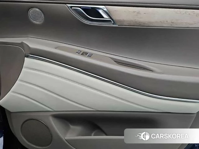 Genesis GV80 id 4245002 из Кореи 8