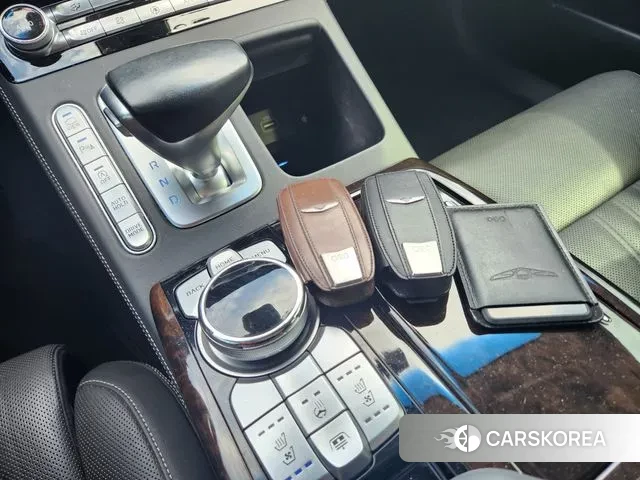 Genesis G90 id 3000271 из Кореи 8