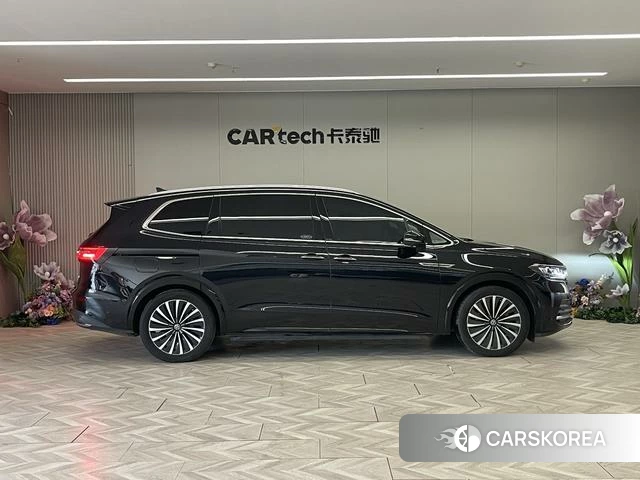 Volkswagen Weiran id 4272458 из Китая 8