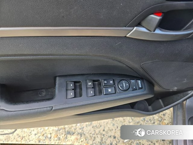 Hyundai Avante AD id 4557917 из Кореи 8