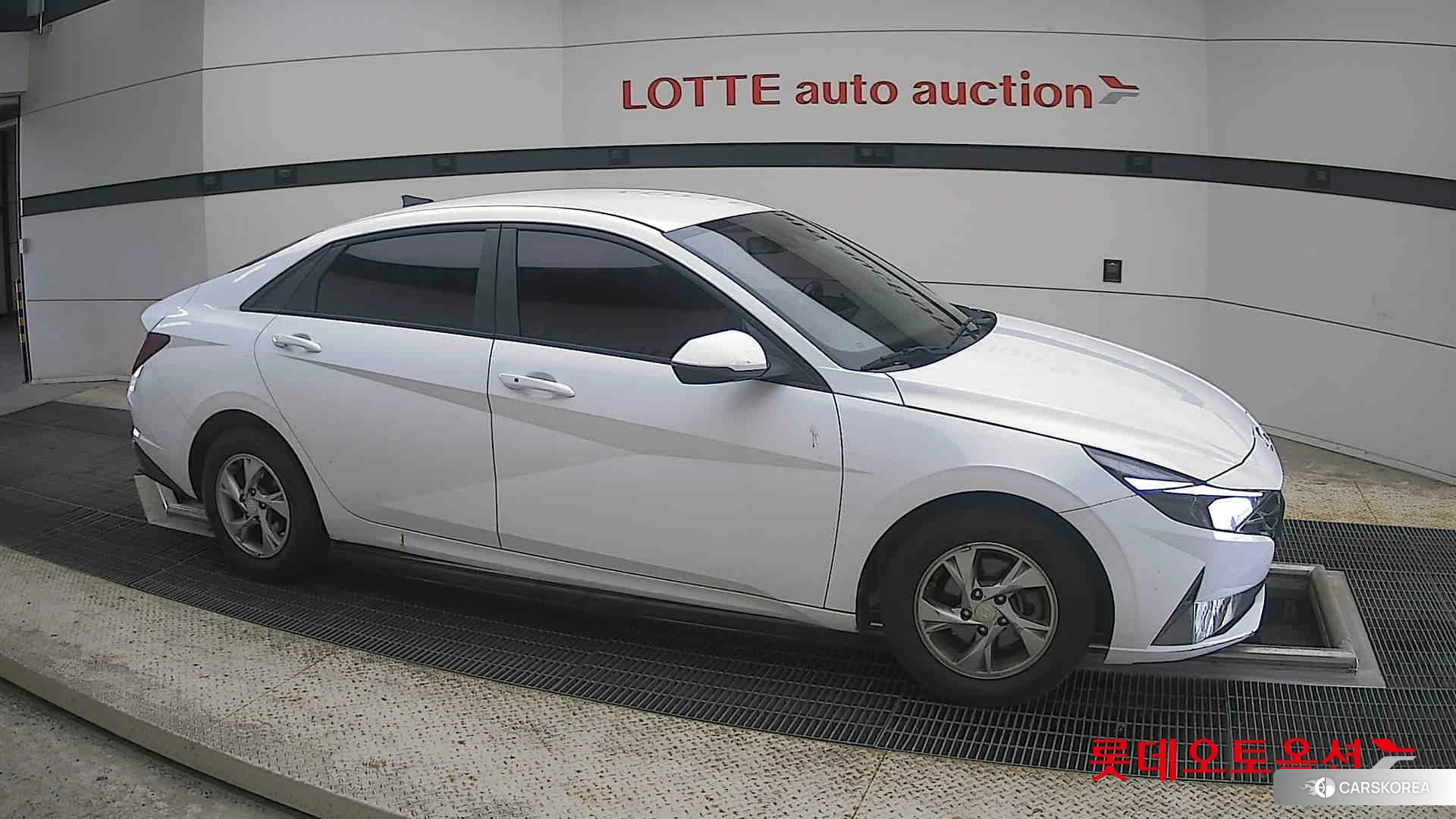 Hyundai Avante id 4504317 из Кореи 8