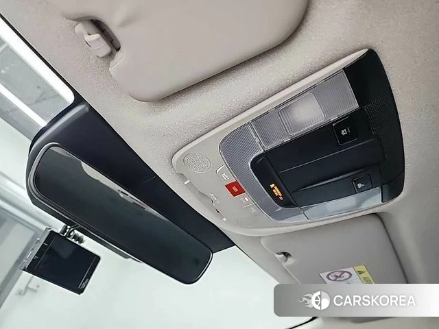 Kia Di Ol Nu Niro id 4529209 из Кореи 8
