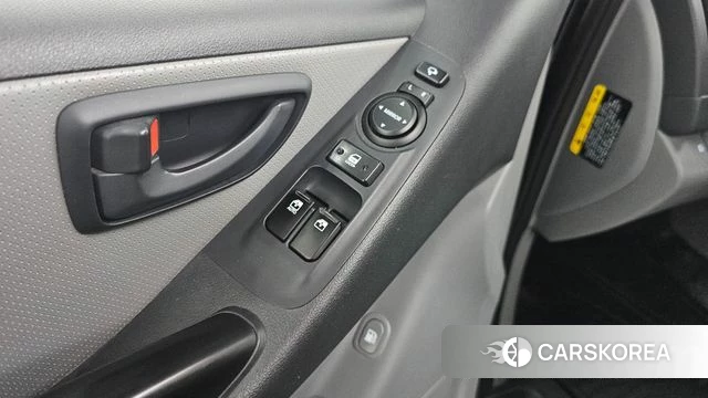Hyundai The New Grand Starex id 4594946 из Кореи 8