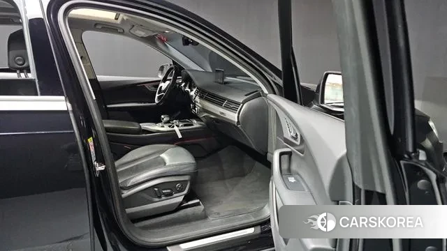 Audi Q7 (4M) id 3626827 из Кореи 8