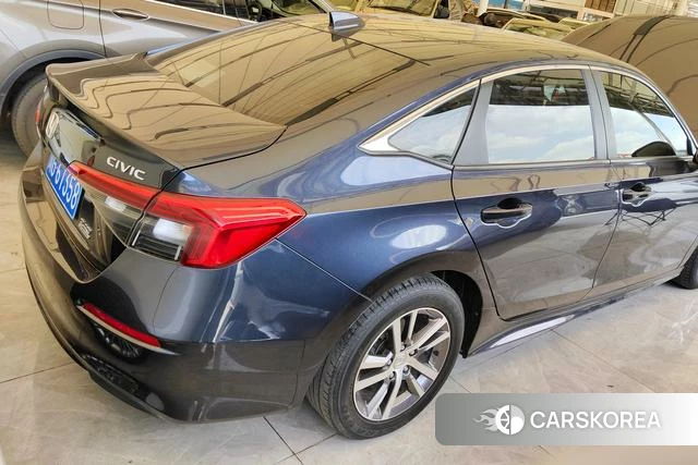 Honda Civic id 4260965 из Китая 8