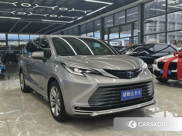 Toyota Saina id 4353508 из Китая 8