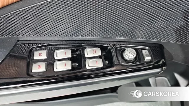 Ssangyong Tivoli Armor id 3656575 из Кореи 8