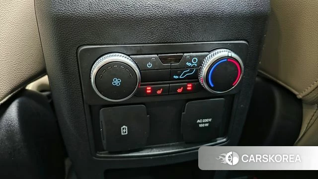 Ford Explorer 6th Generation id 4179380 из Кореи 8