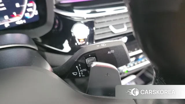 BMW 5 Series (G30) id 3348165 из Кореи 8