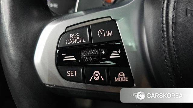 BMW 5 Series (G30) id 4864458 из Кореи 8