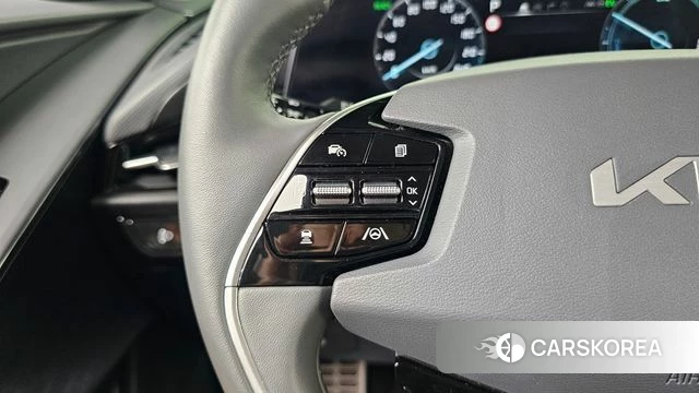 Kia Di Ol Nu Niro id 4580041 из Кореи 8
