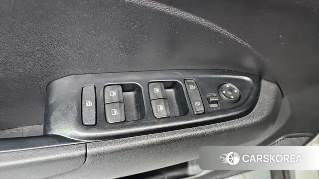 Hyundai Venue id 3454711 из Кореи 8