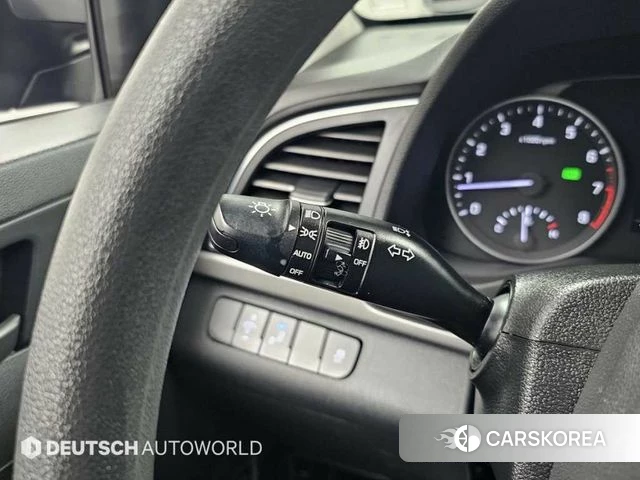 Hyundai Avante AD id 3792067 из Кореи 8