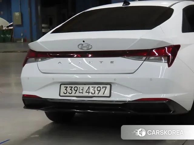 Hyundai Avante Hybrid (CN7) id 3054632 из Кореи 8