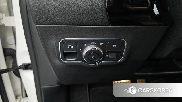 Mercedes-Benz GLA - Class H247 id 3923456 из Кореи 8