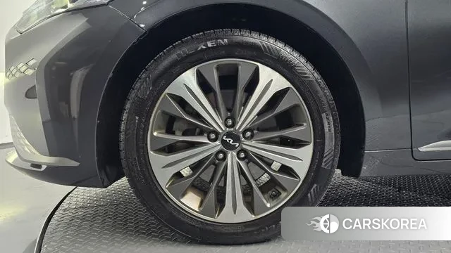 Kia K8 id 3503906 из Кореи 8