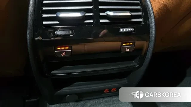 BMW 5 Series (G30) id 3488546 из Кореи 8