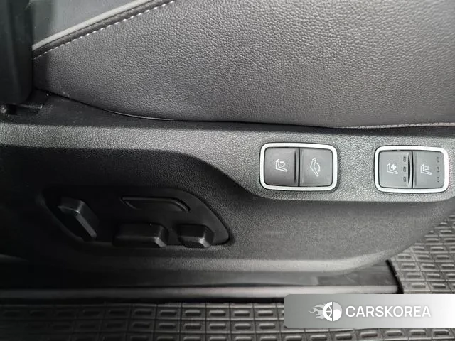 Hyundai Staria id 3674883 из Кореи 8