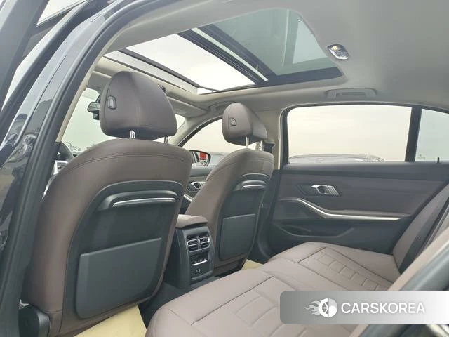 BMW 3 series id 4278381 из Китая 8